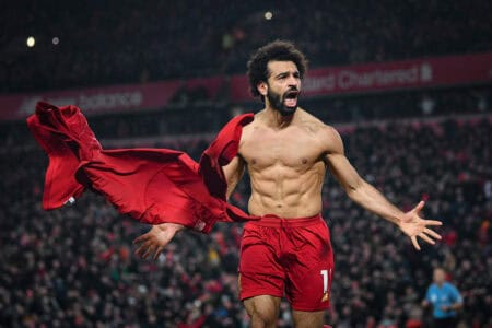 محمد صلاح يودّع ليفربول تاركًا إرثًا خالداً في الدوري الإنجليزي