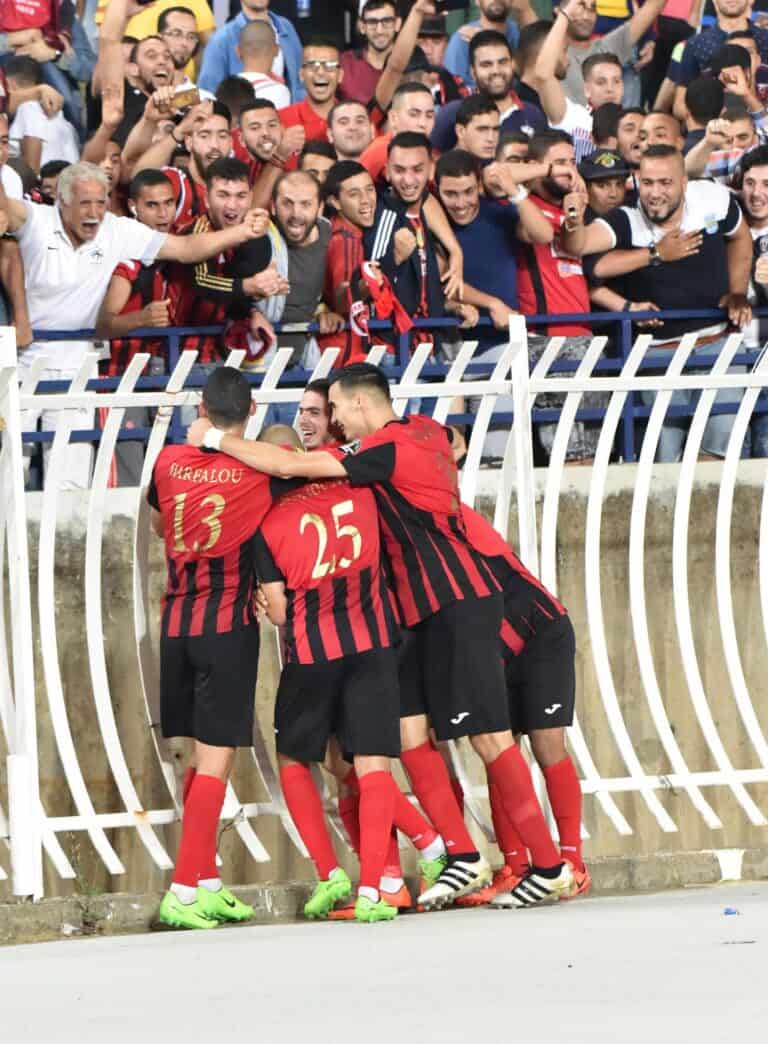 L'Union algérienne atteint la finale malgré une atmosphère tendue au Maroc