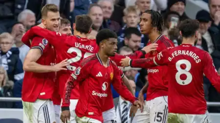 Manchester United est proche de se débarrasser d'Ugarte, avec l'intérêt de l'Atletico Madrid et de Naples