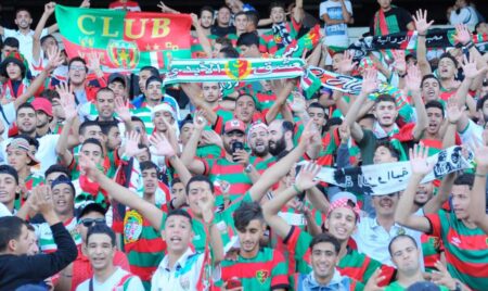 Le Mouloudia d'Alger reçoit l'Olympique Agbo pour se rapprocher de son dixième titre