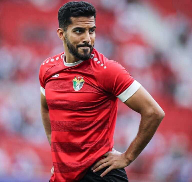 التعمري يرد بقوة على تصريحات زكري قبل مواجهة الجزائر في المونديال