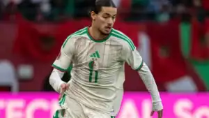 أنيس حاج موسى يفتتح رصيده التهديفي مع المنتخب الجزائري