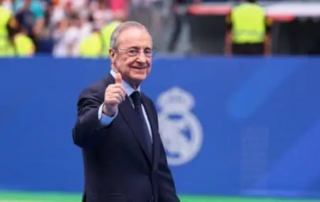 Pérez remporte officiellement l’élection du Real Madrid et la réaction de Mourinho enflamme les réseaux sociaux Pérez remporte officiellement l'élection du Real Madrid et la réaction de Mourinho enflamme les réseaux sociaux