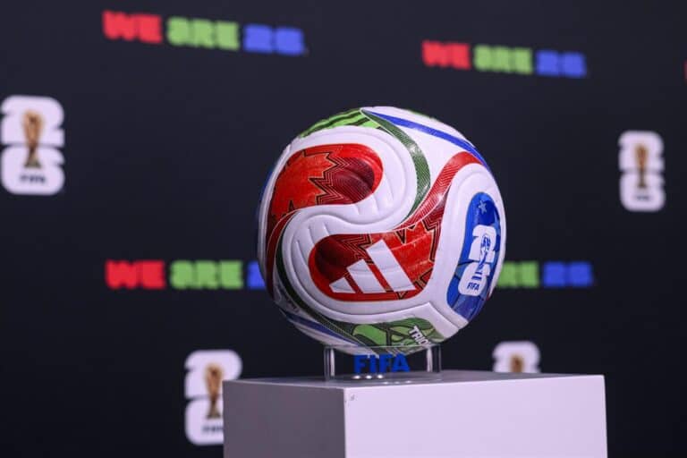 La balle intelligente de la Coupe du monde 2026 fournit des données en temps réel aux VAR