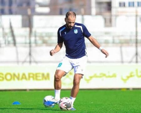 L'Olympique d'Akbou dément le départ de Tawfik Adadi