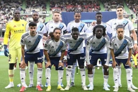 باريس أف سي يتعادل مع كومو وديا بنتيجة 2-2